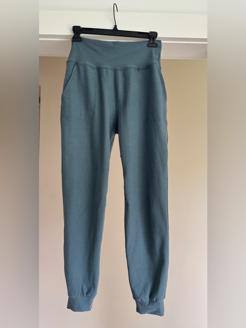 Beyond Yoga Space Dye MIDI Jogger Pants